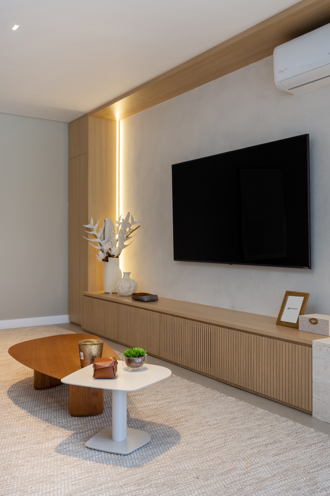 fa97e405-6085-42b7-8082-3aed84e112e1